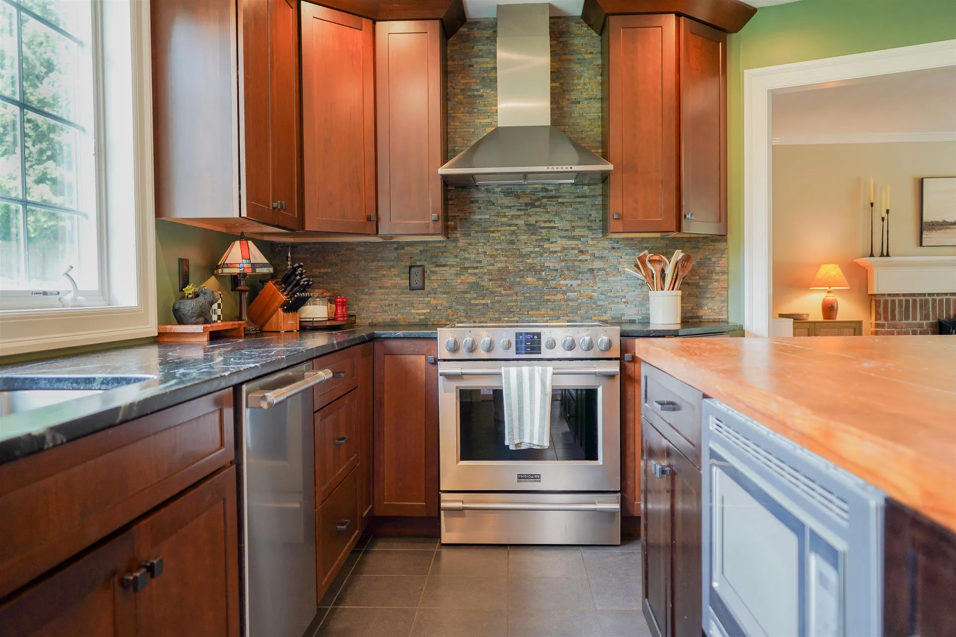 17 Elmwood Drive Rutland City VT 05701