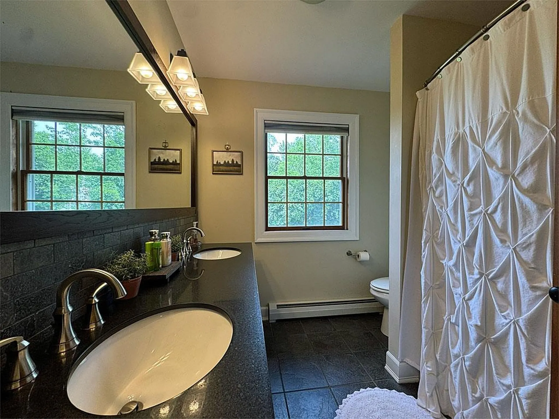 17 Elmwood Drive Rutland City VT 05701