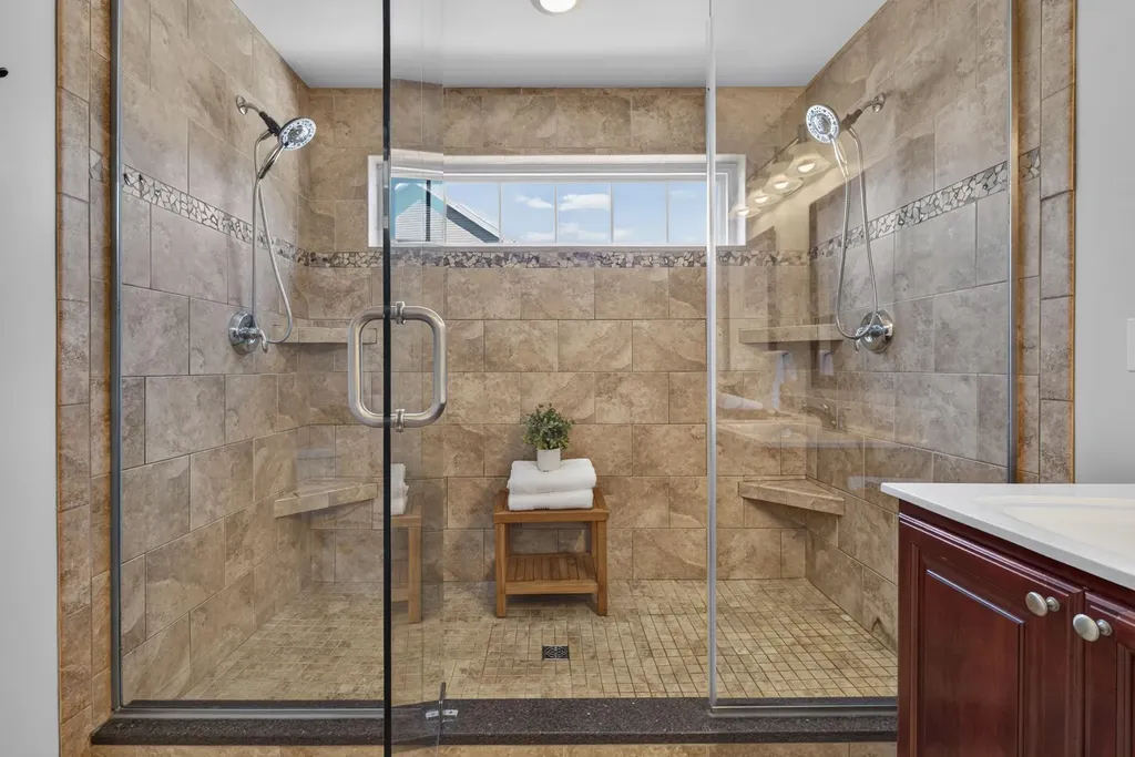9 Rae Brook Road Hooksett NH 03106