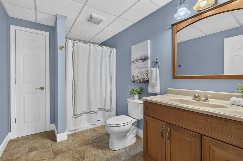 9 Rae Brook Road Hooksett NH 03106
