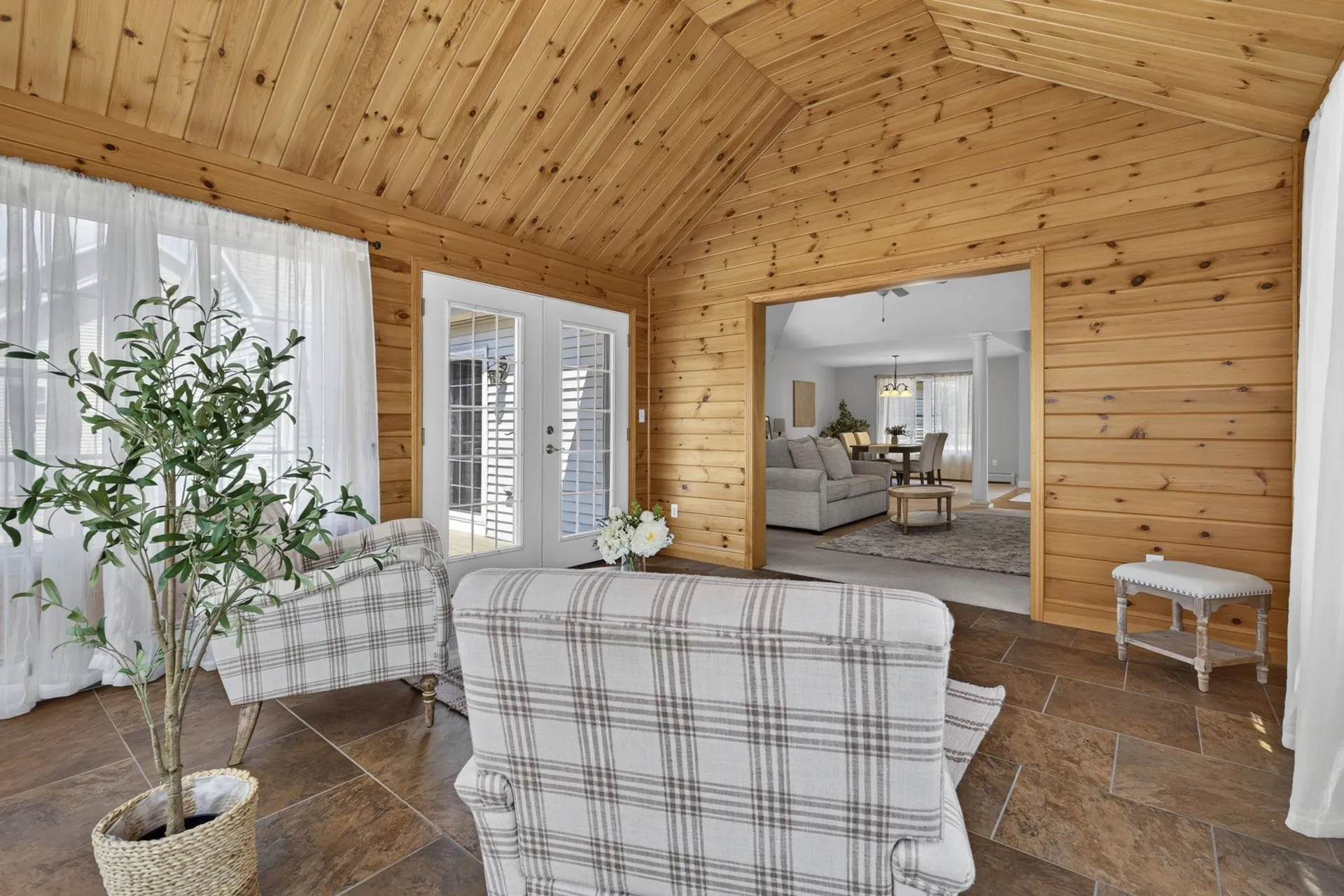 9 Rae Brook Road Hooksett NH 03106