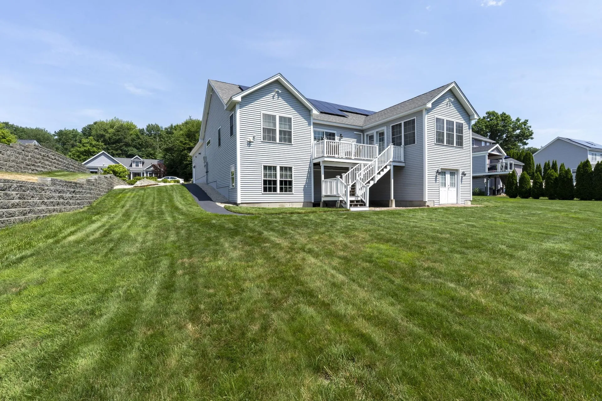 9 Rae Brook Road Hooksett NH 03106