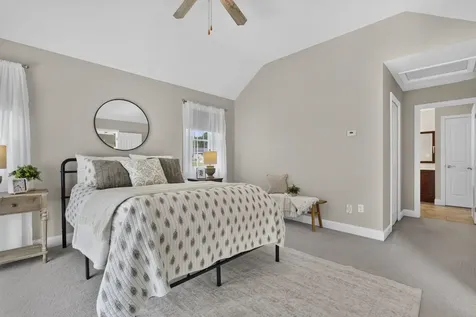 9 Rae Brook Road Hooksett NH 03106