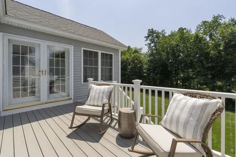 9 Rae Brook Road Hooksett NH 03106