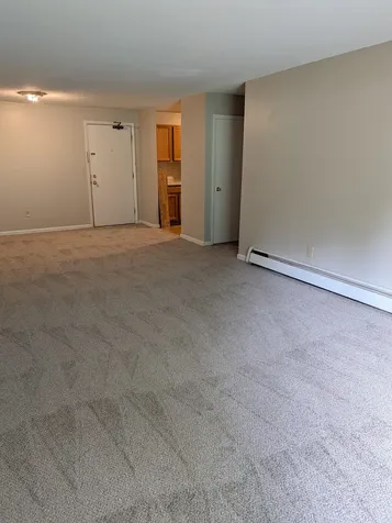 128 Mammoth Road Hooksett NH 03106