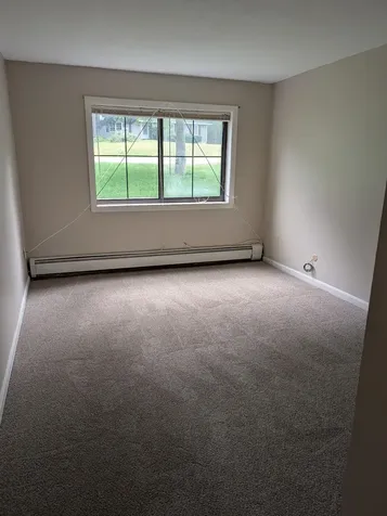 128 Mammoth Road Hooksett NH 03106