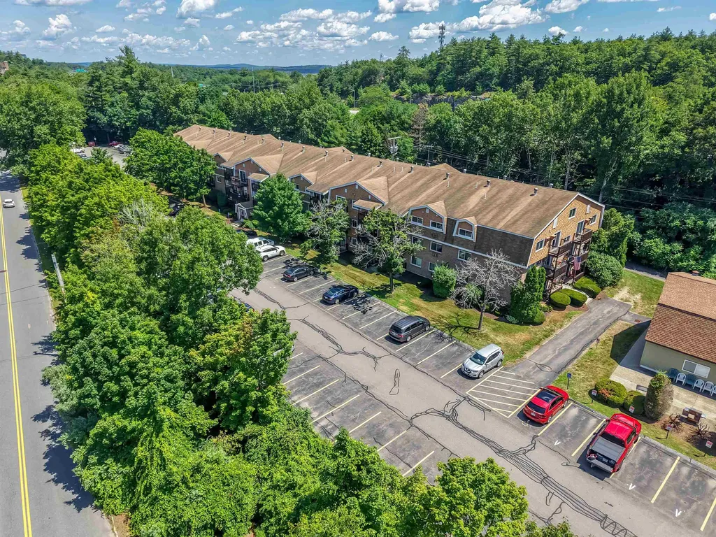 210 Brook Village Road Nashua NH 03062