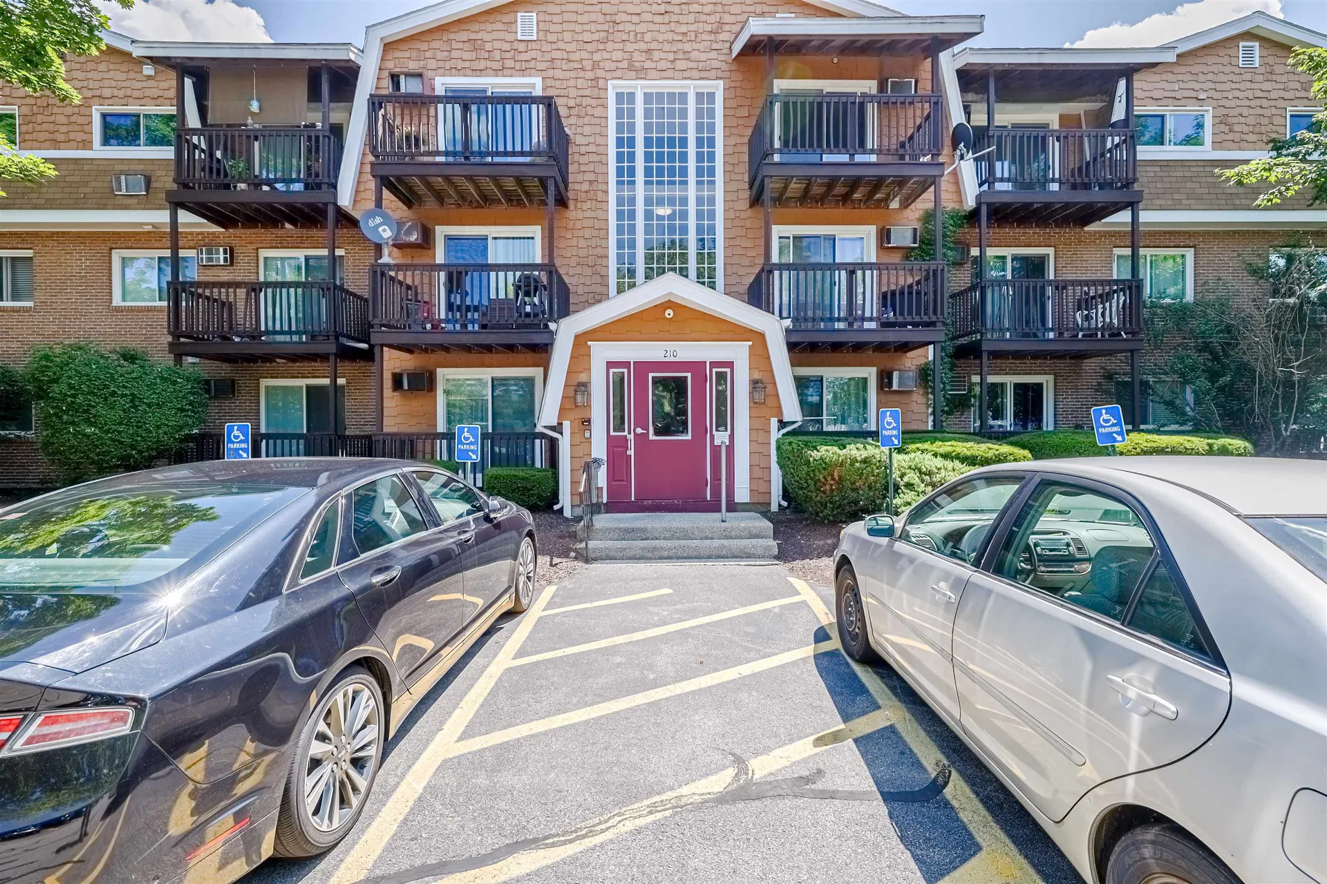 210 Brook Village Road Nashua NH 03062