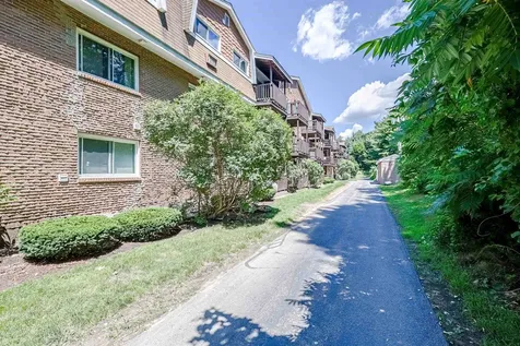 210 Brook Village Road Nashua NH 03062