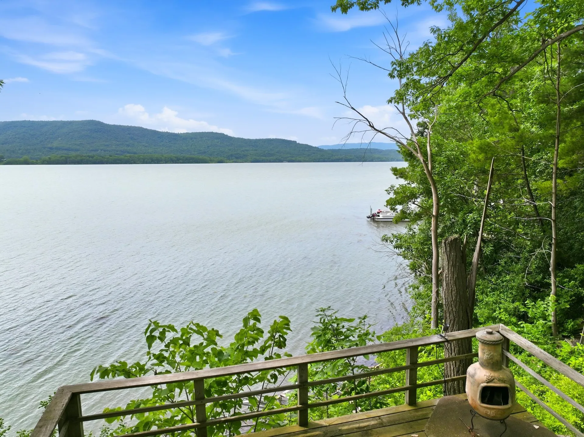 364 Delong Lane Shoreham VT 05734
