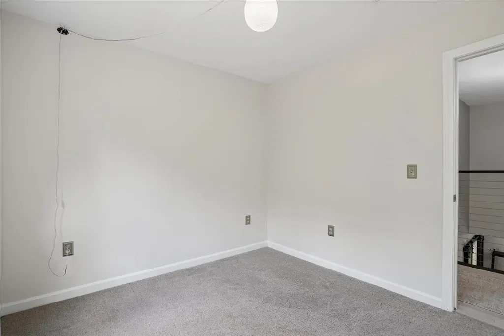 3 Kendall Hill Road Mont Vernon NH 03057