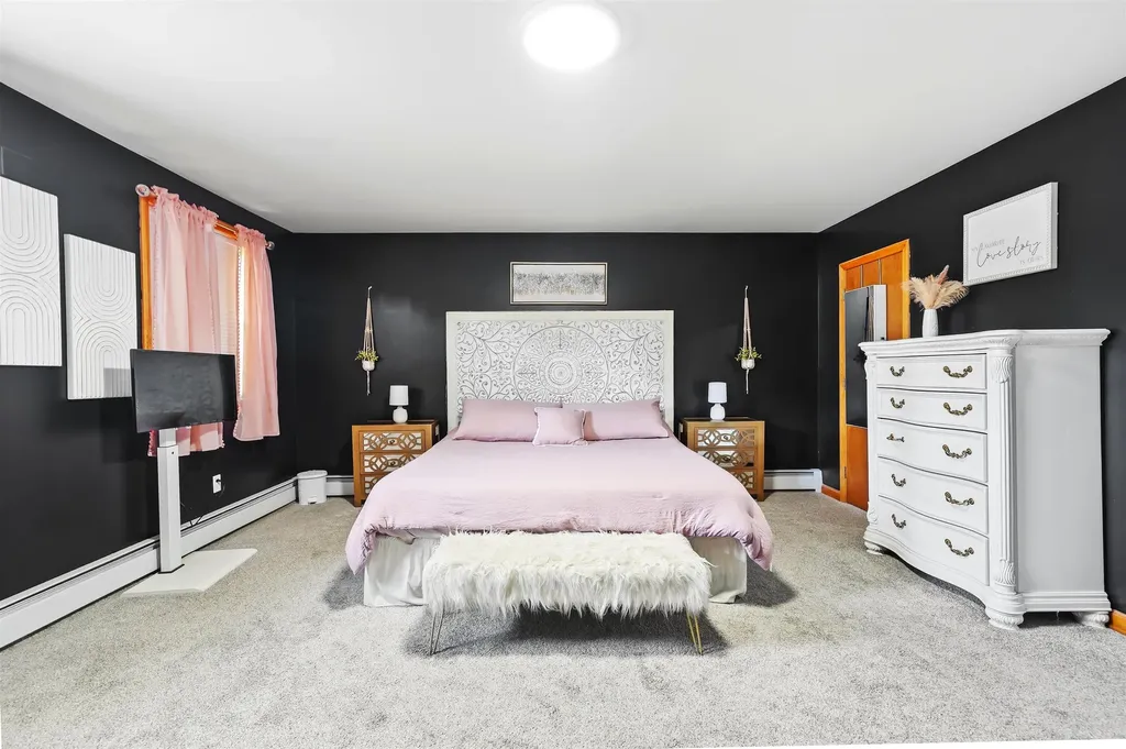 22 Colonial Drive Salem NH 03079
