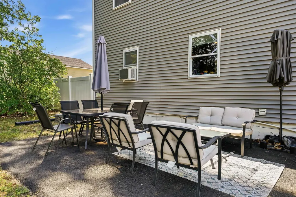 22 Colonial Drive Salem NH 03079