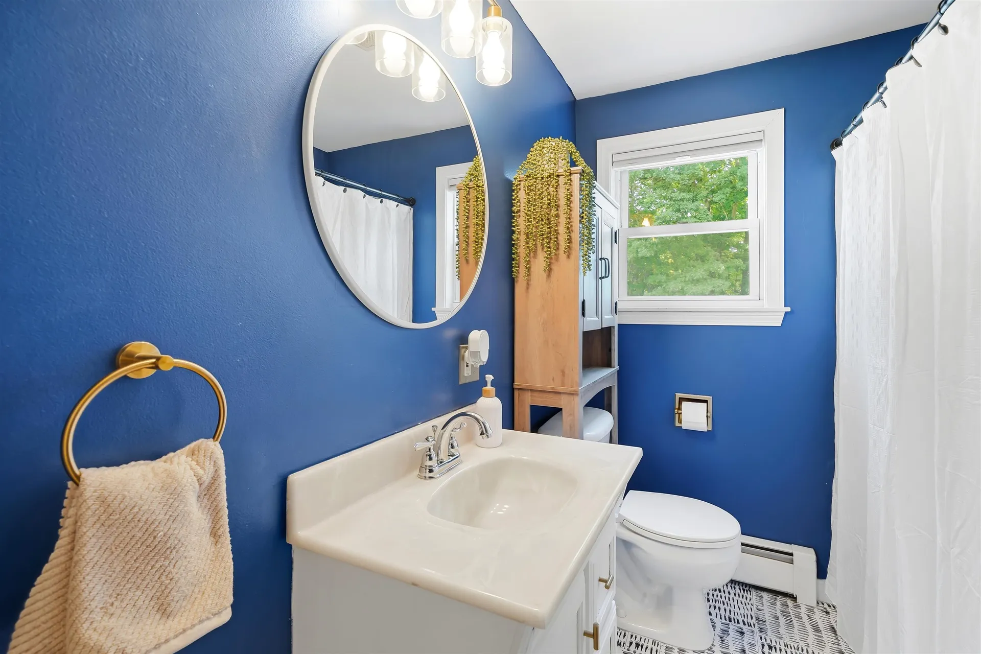 22 Colonial Drive Salem NH 03079
