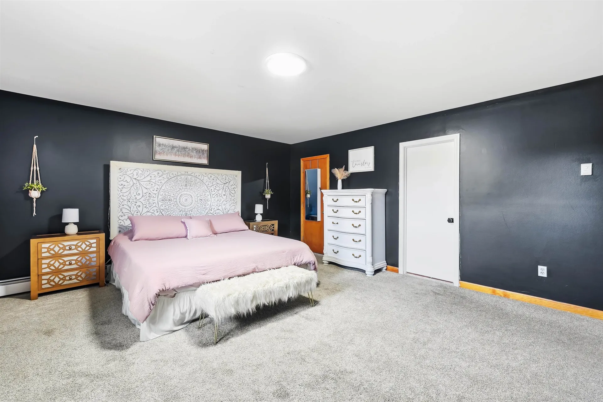 22 Colonial Drive Salem NH 03079