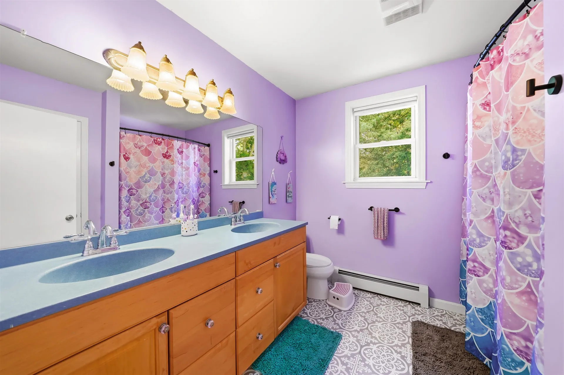 22 Colonial Drive Salem NH 03079
