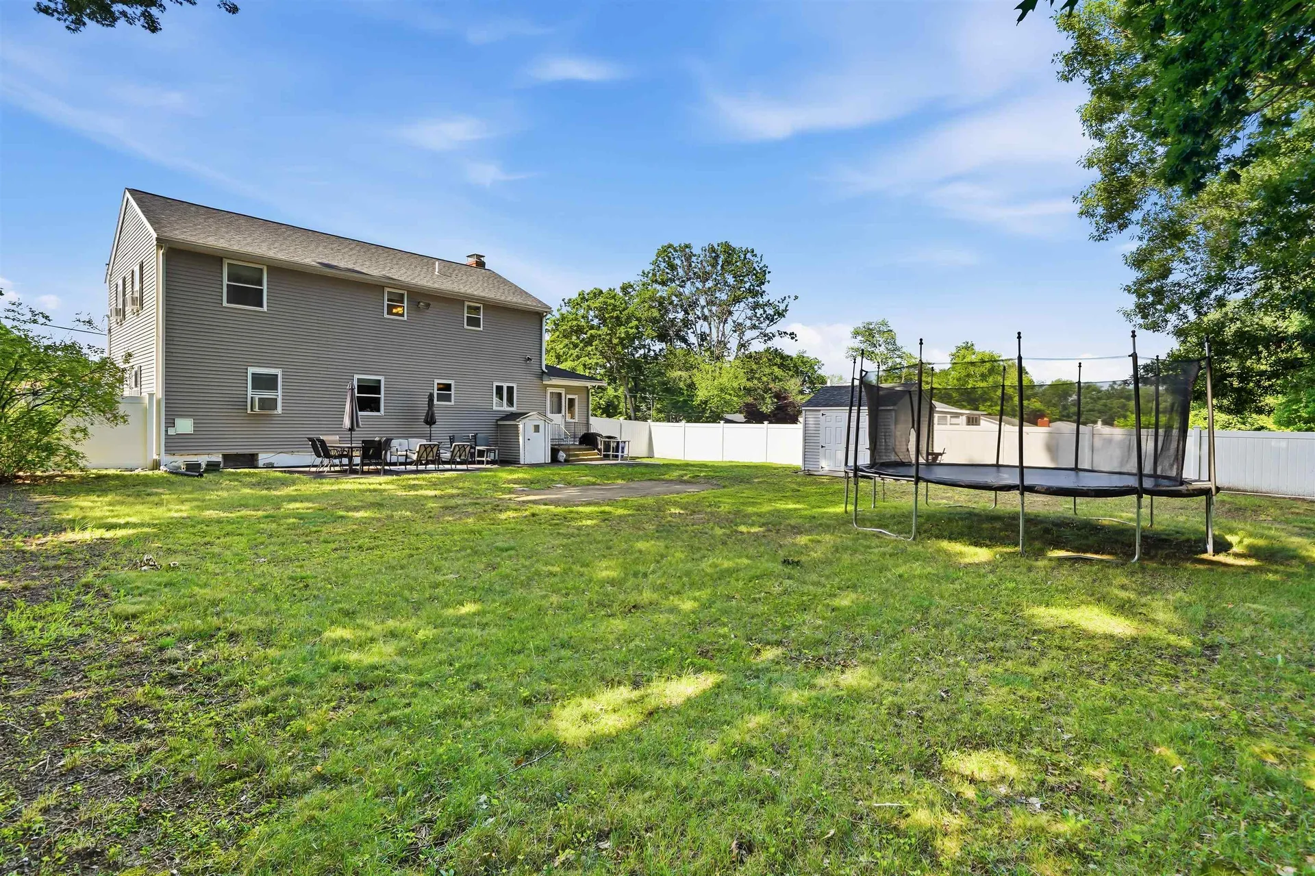 22 Colonial Drive Salem NH 03079