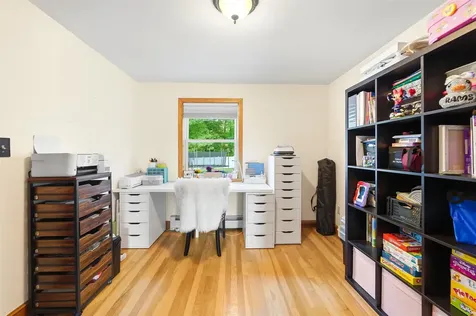 22 Colonial Drive Salem NH 03079