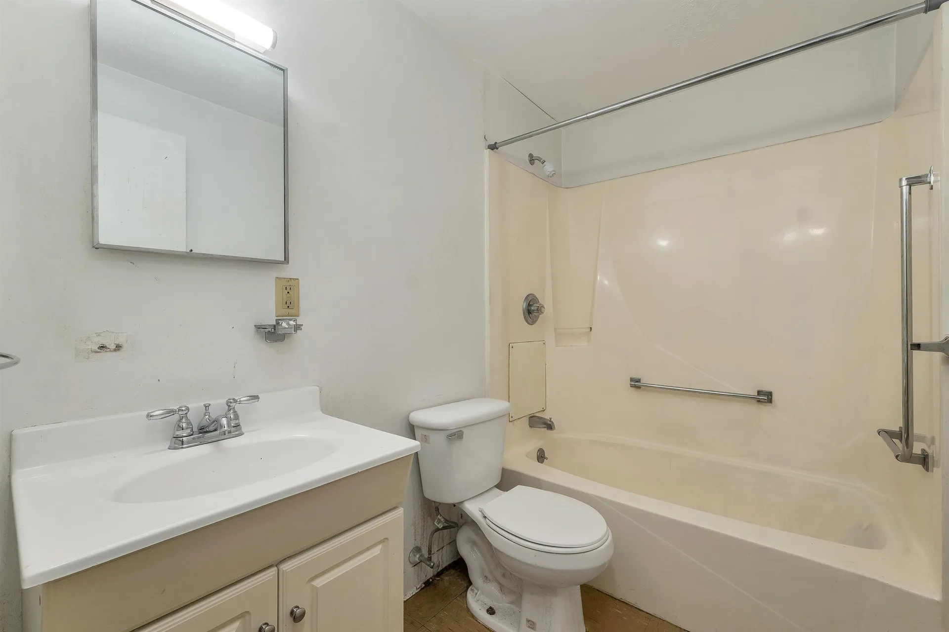 4 Williams Street Lancaster NH 03584