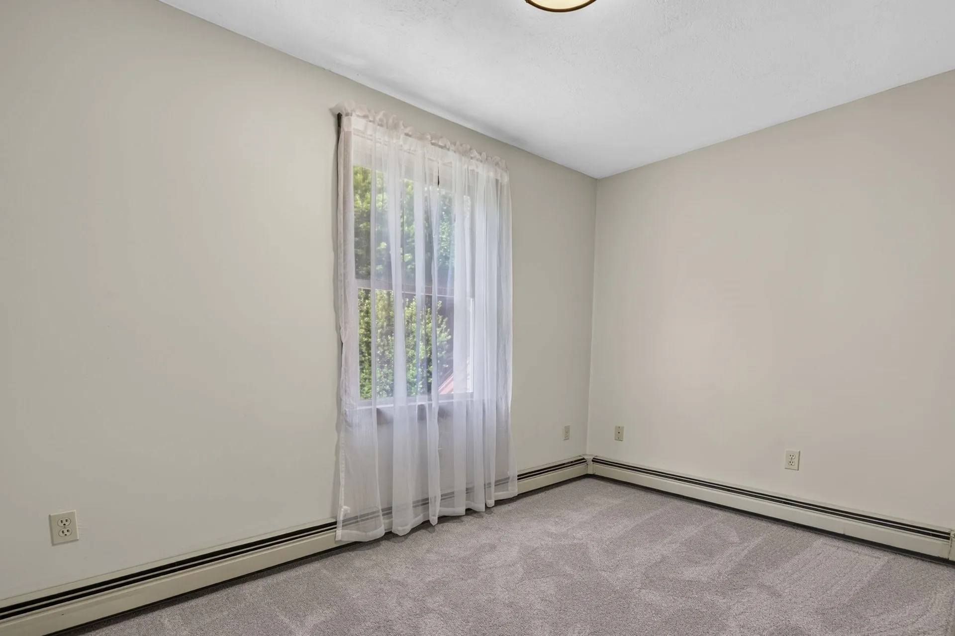 211 Mount Delight Road Deerfield NH 03037