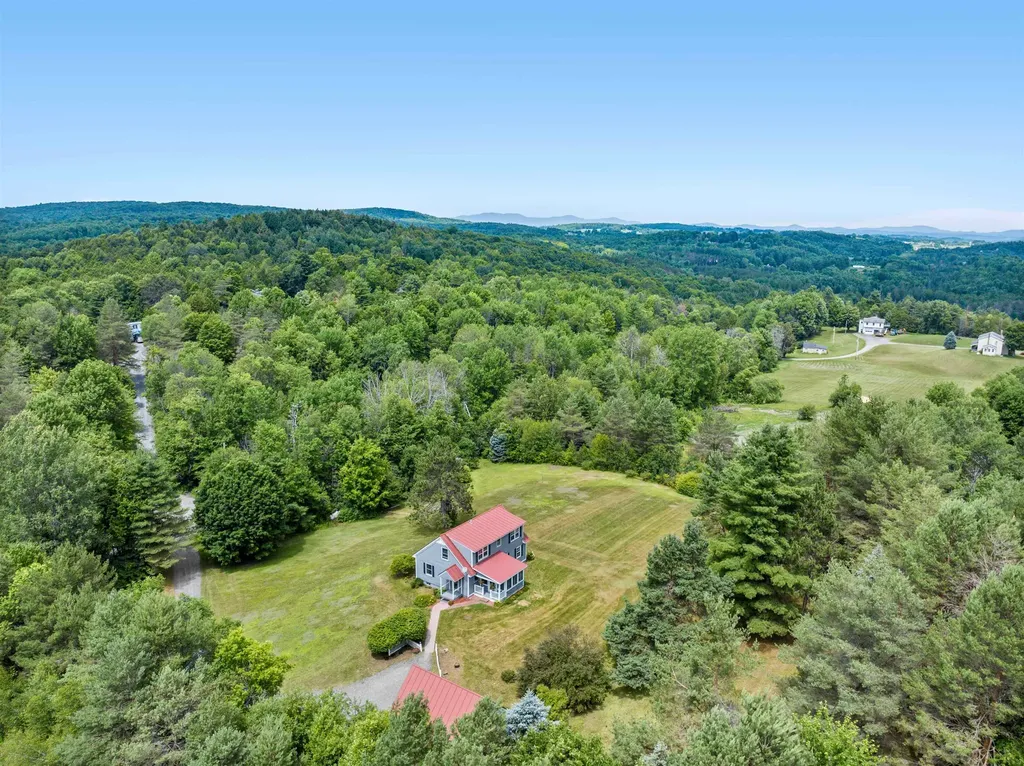 2323 Snowbridge Road Williamstown VT 05679