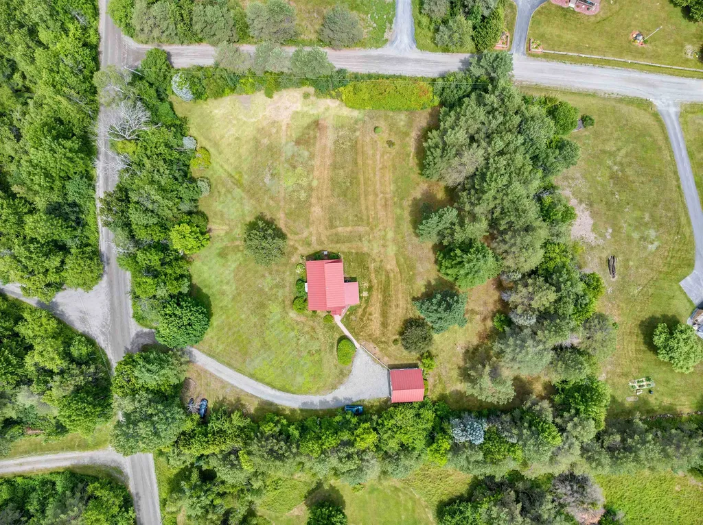 2323 Snowbridge Road Williamstown VT 05679