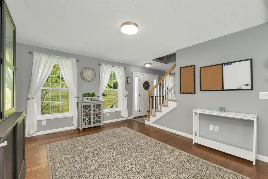 98 Eaton Road Pittsfield NH 03263
