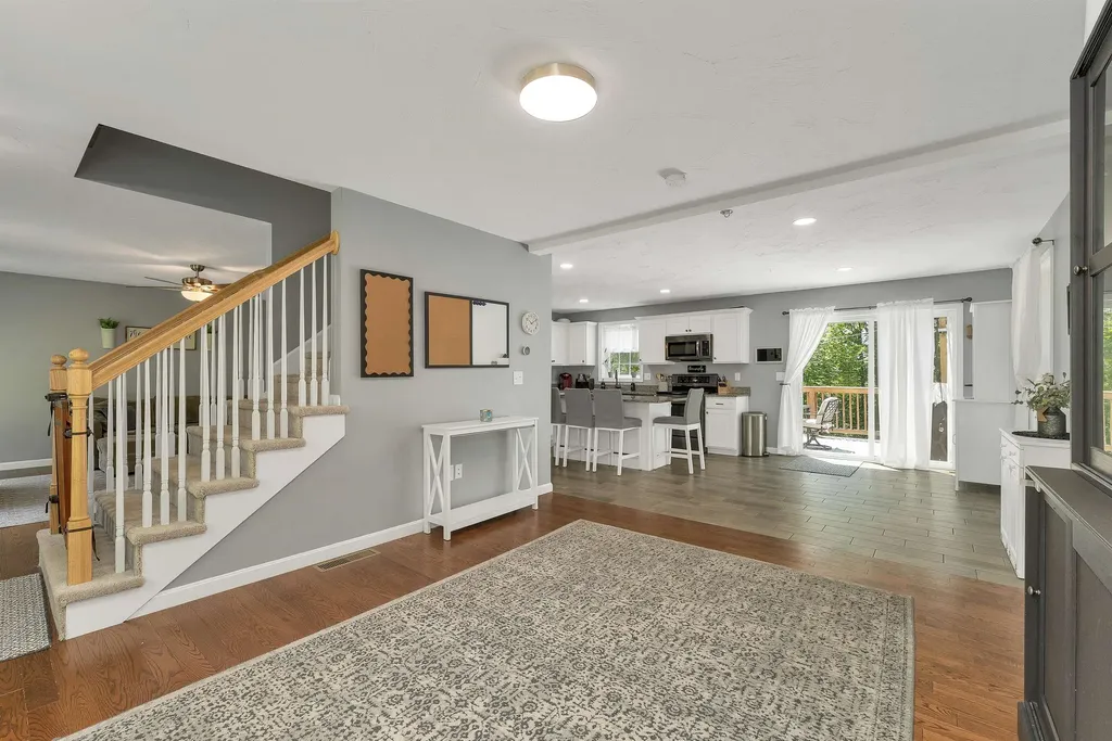 98 Eaton Road Pittsfield NH 03263