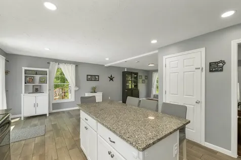 98 Eaton Road Pittsfield NH 03263