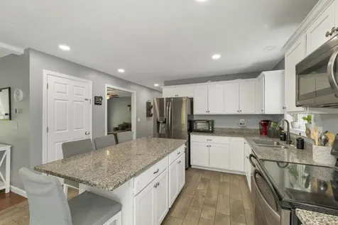 98 Eaton Road Pittsfield NH 03263
