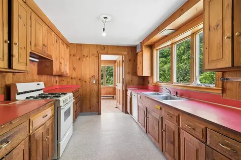 817 Gulf Road Barnard VT 05031