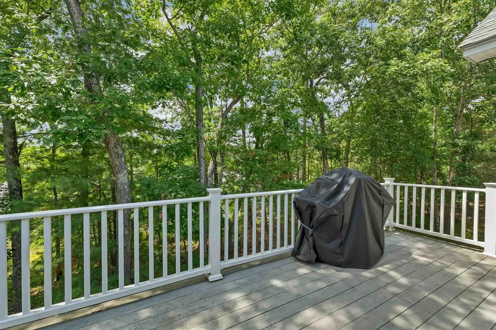 35 Gordon Mountain Road Windham NH 03087