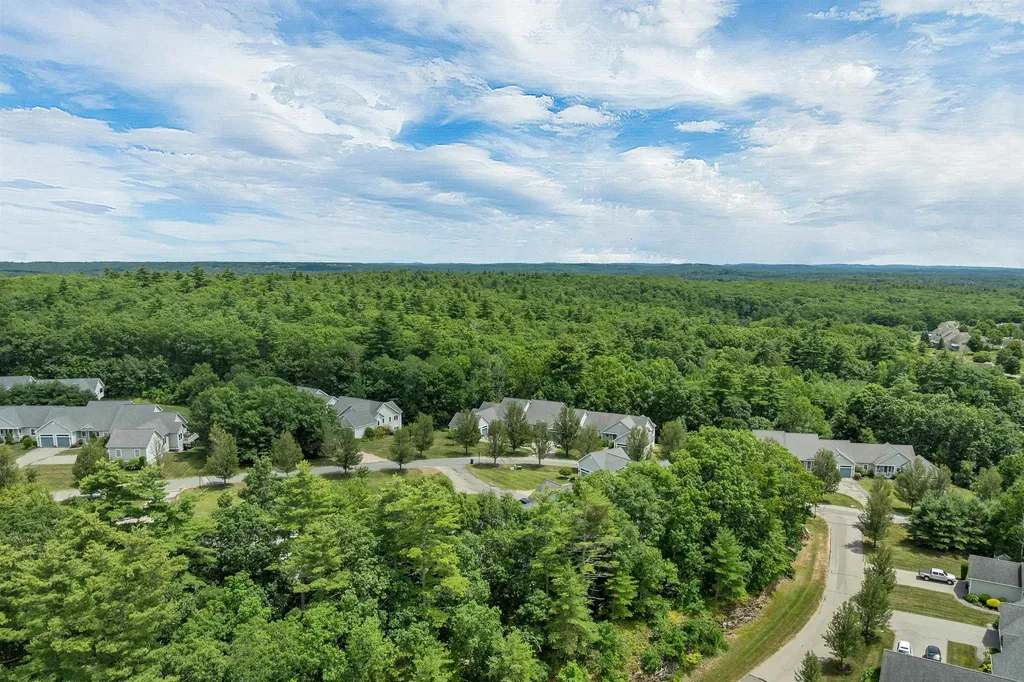 35 Gordon Mountain Road Windham NH 03087