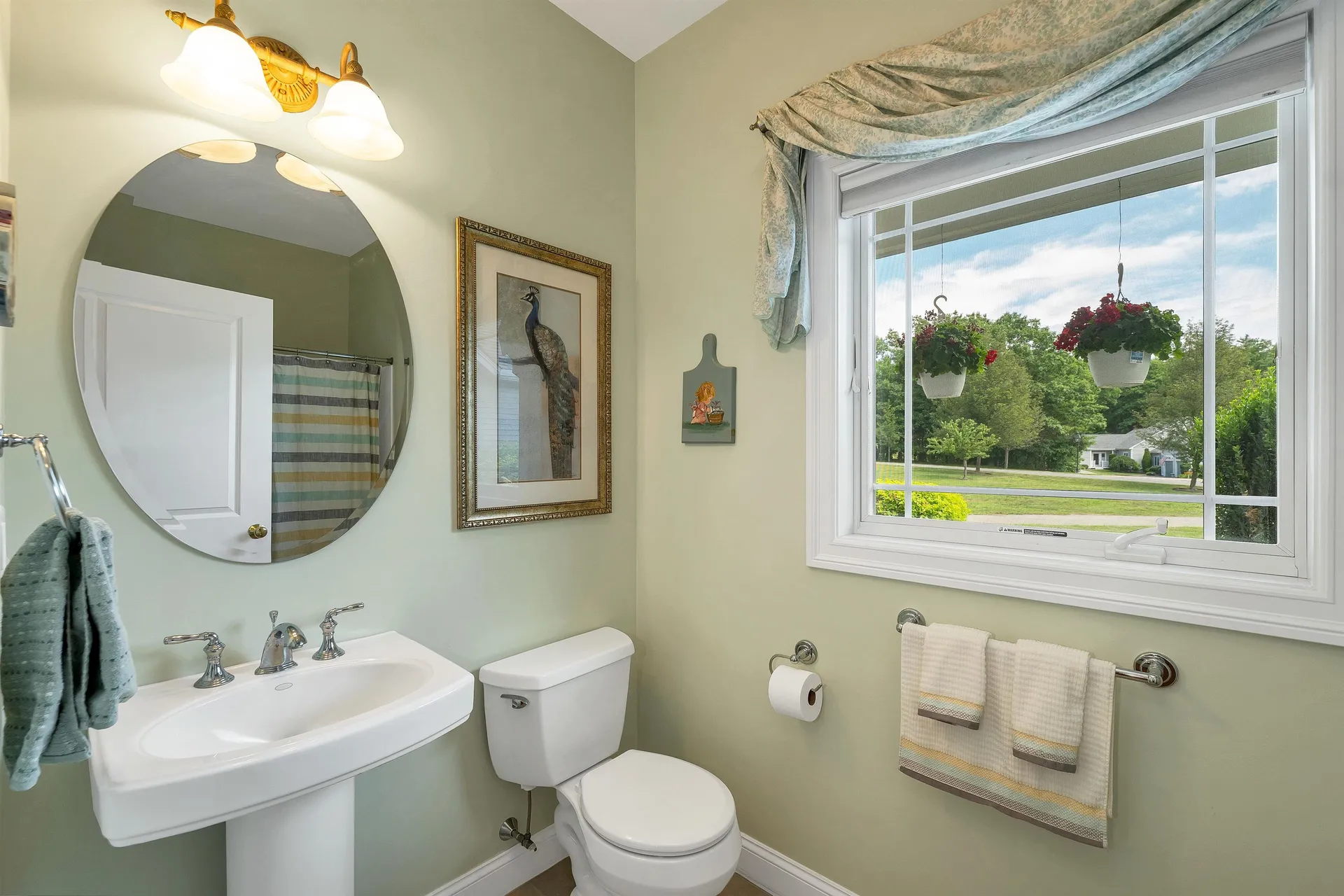 35 Gordon Mountain Road Windham NH 03087
