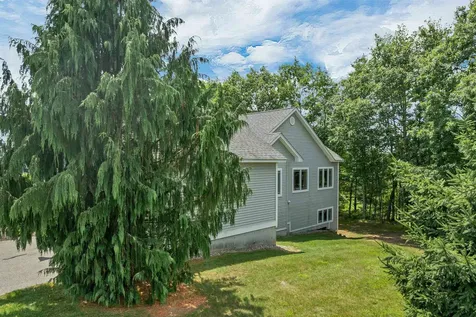 35 Gordon Mountain Road Windham NH 03087