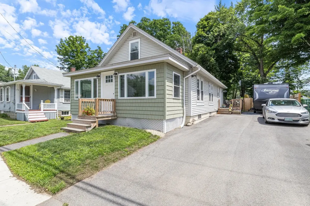 30 Whittier Street Dover NH 03820