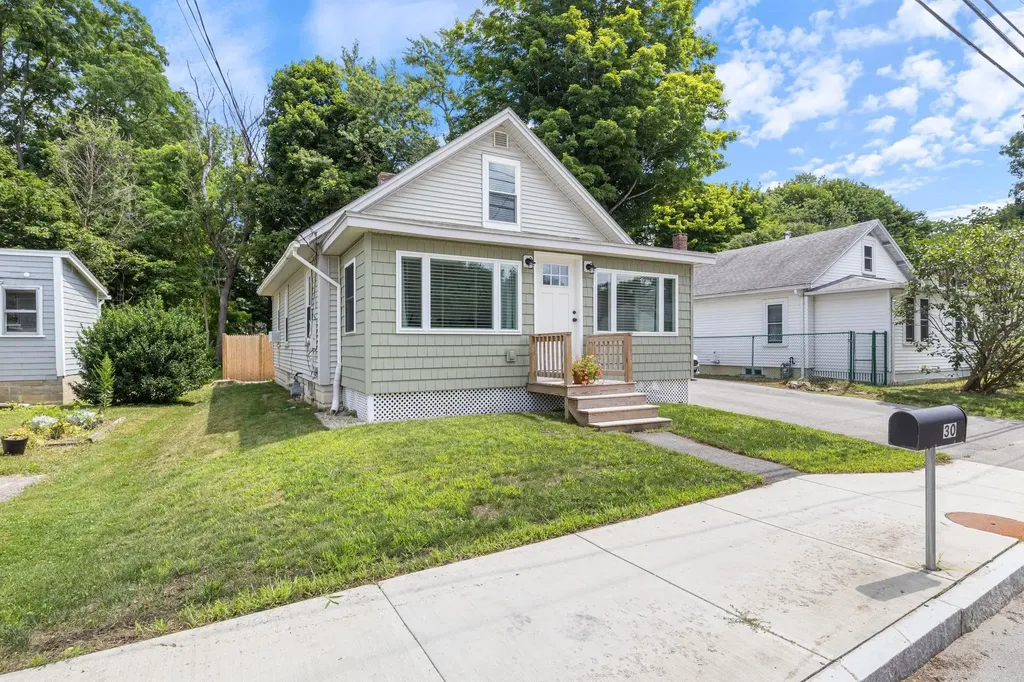 30 Whittier Street Dover NH 03820