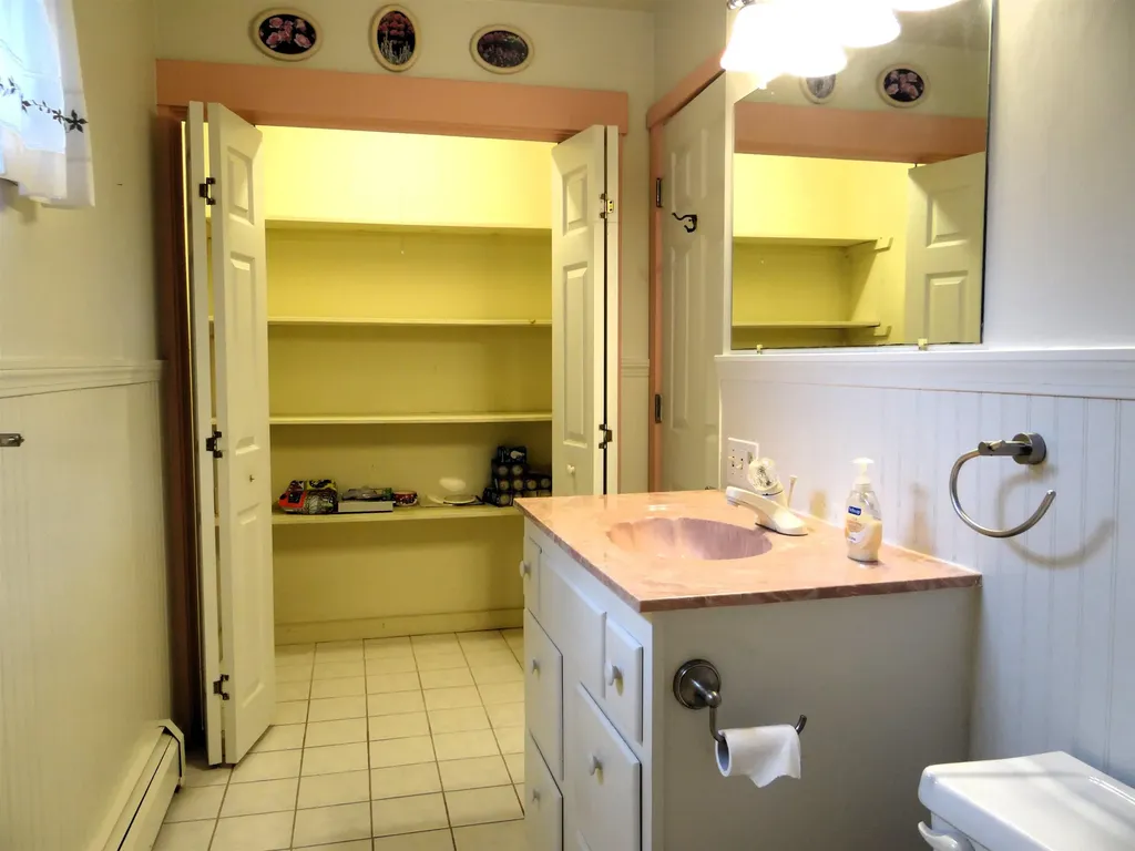 31 Pleasant Street Lebanon NH 03784
