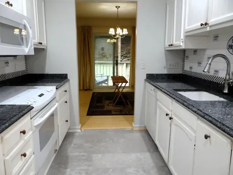 31 Pleasant Street Lebanon NH 03784
