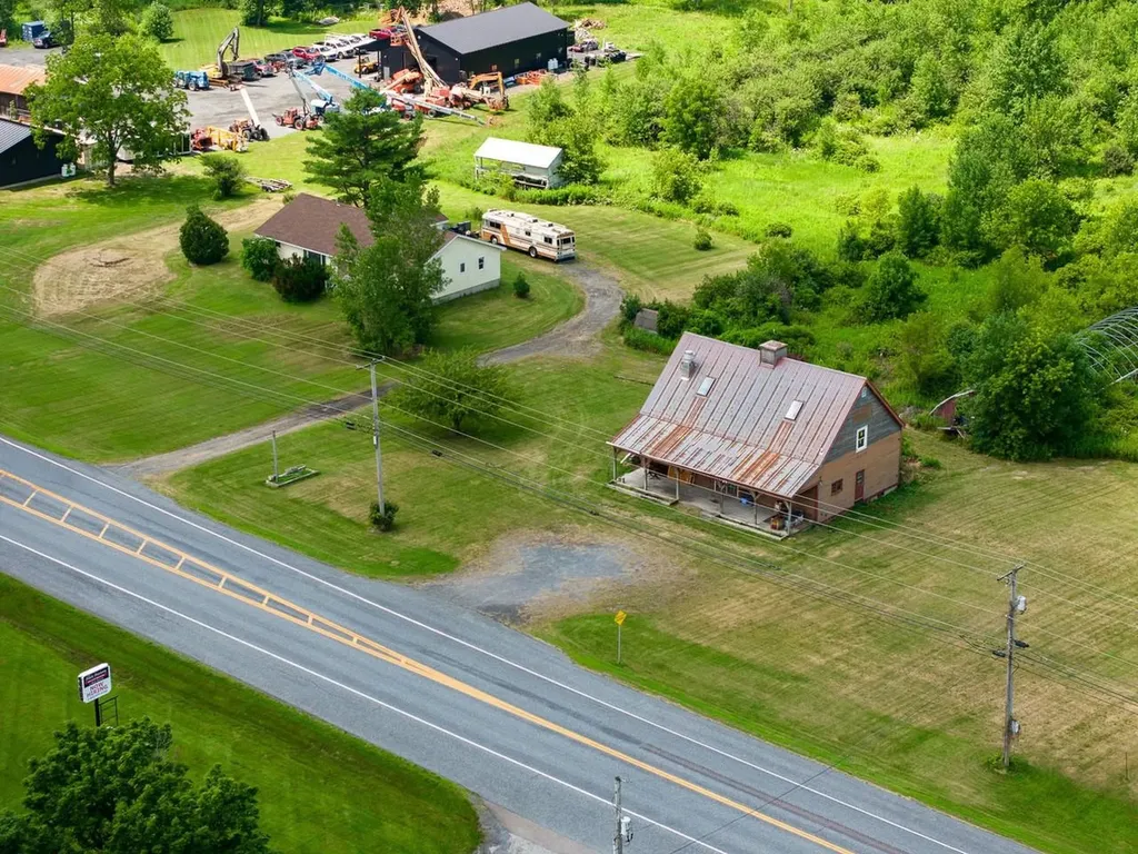2911 Us Route 7 Ferrisburgh VT 05456