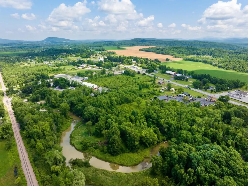 2911 Us Route 7 Ferrisburgh VT 05456