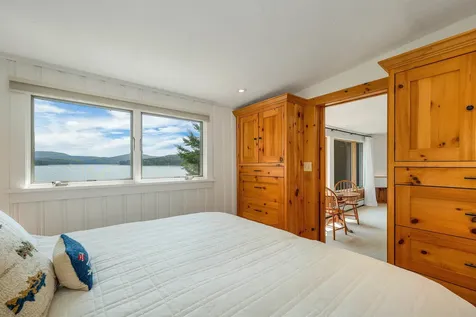 41 Meaders Point Road New Durham NH 03855