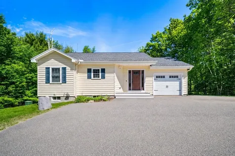 589 Laconia Road Tilton NH 03276