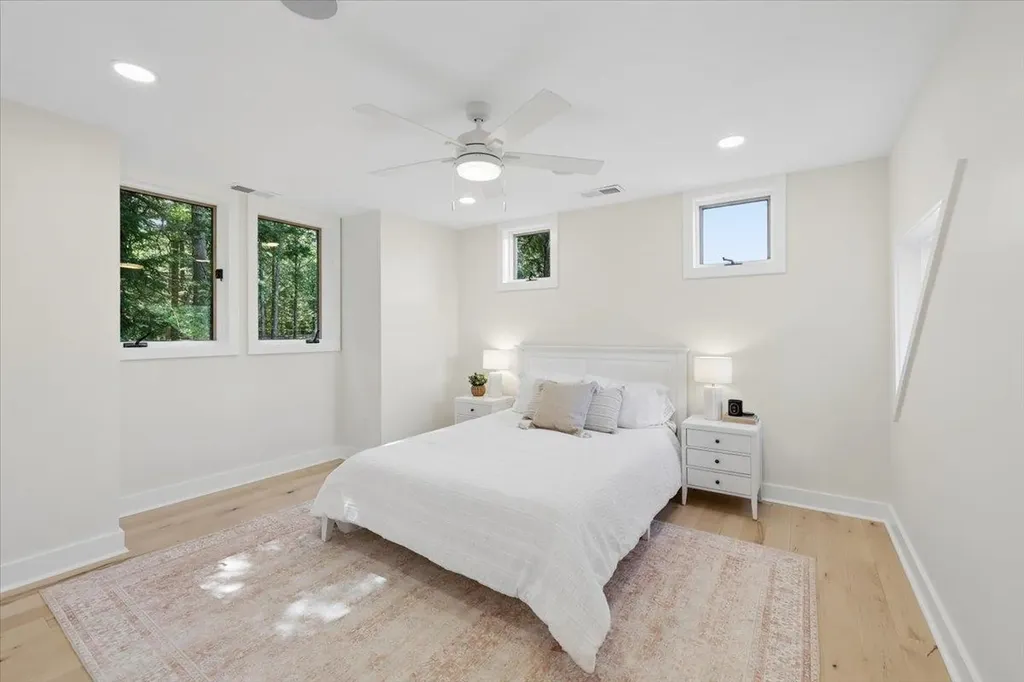 78 Rollins Road Alton NH 03810