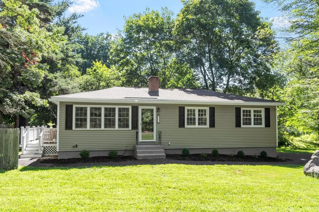 117 Lawrence Road Salem NH 03079