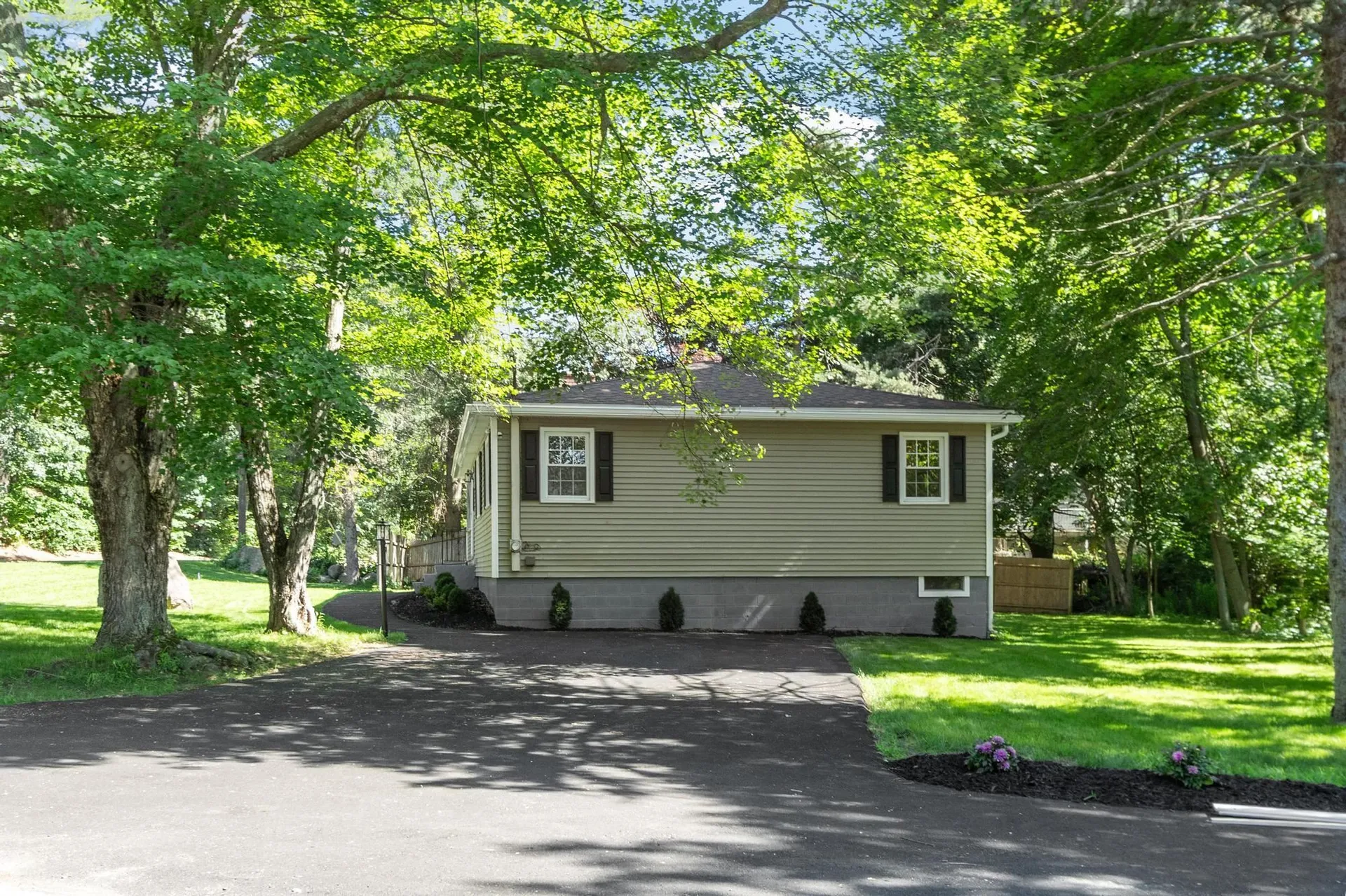 117 Lawrence Road Salem NH 03079