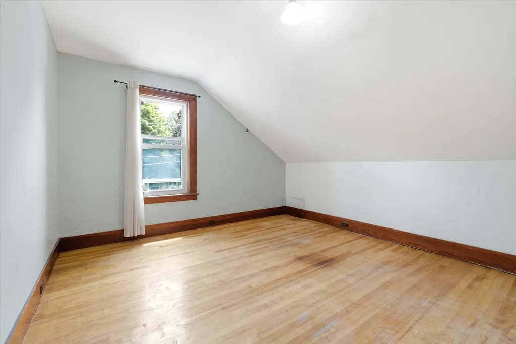 141 Donald Street Manchester NH 03102