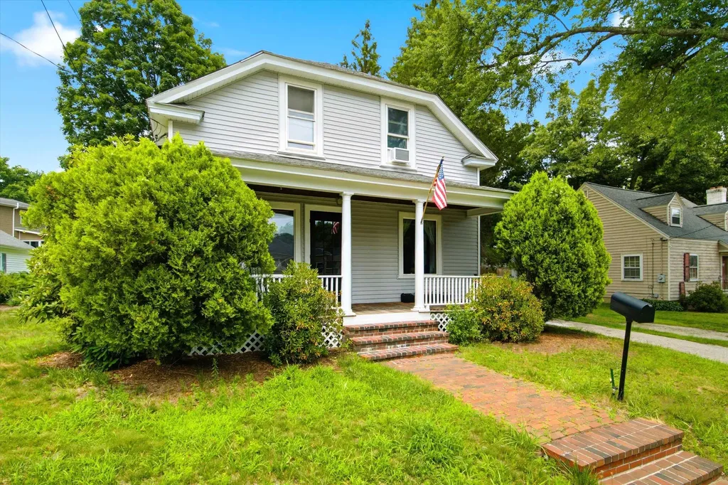 141 Donald Street Manchester NH 03102