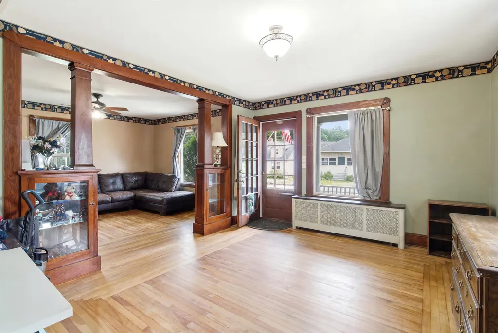 141 Donald Street Manchester NH 03102