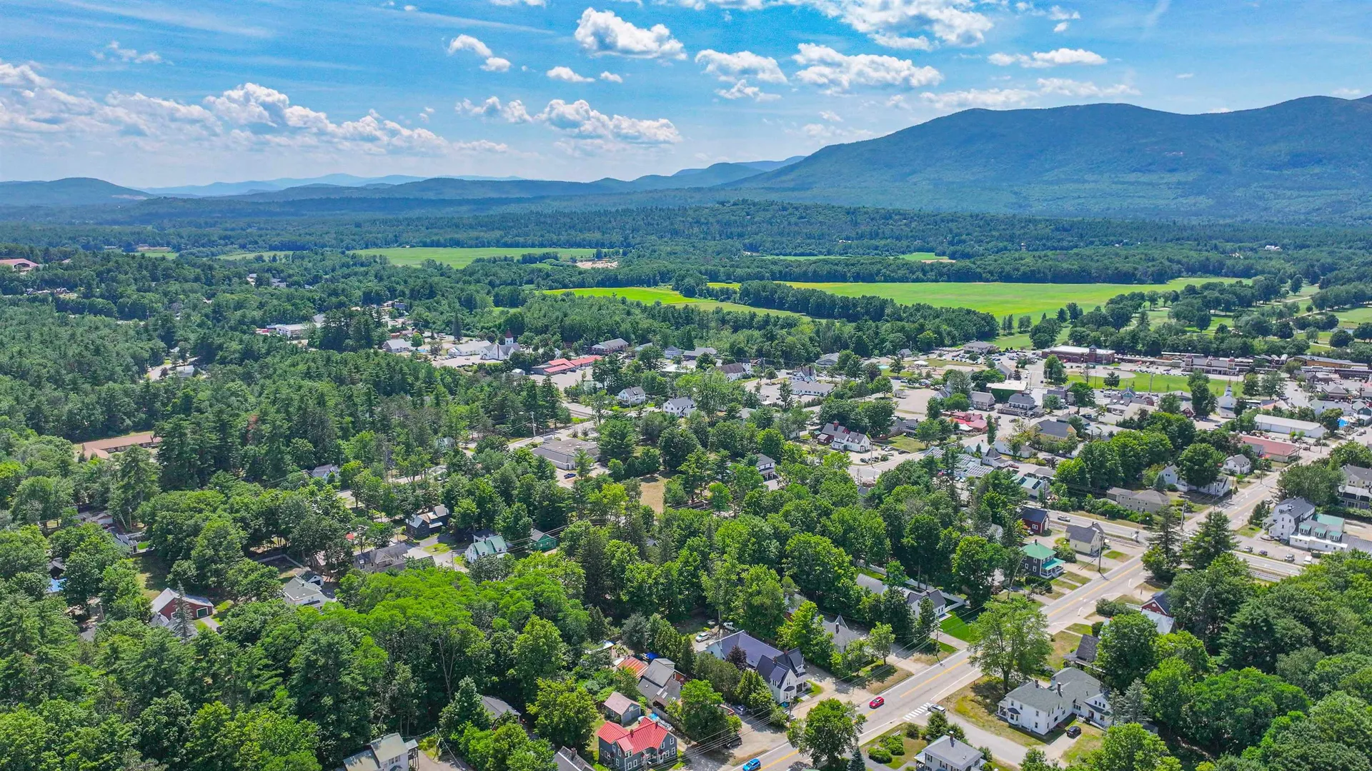 216 Mechanic Street Conway NH 03860